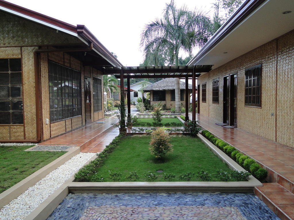 Susan'S Place Bed And Breakfast Puerto Princesa Exterior foto